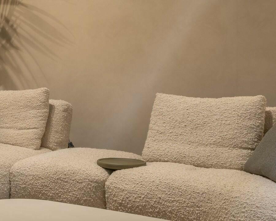 Pinch sofa & Maana T-Time